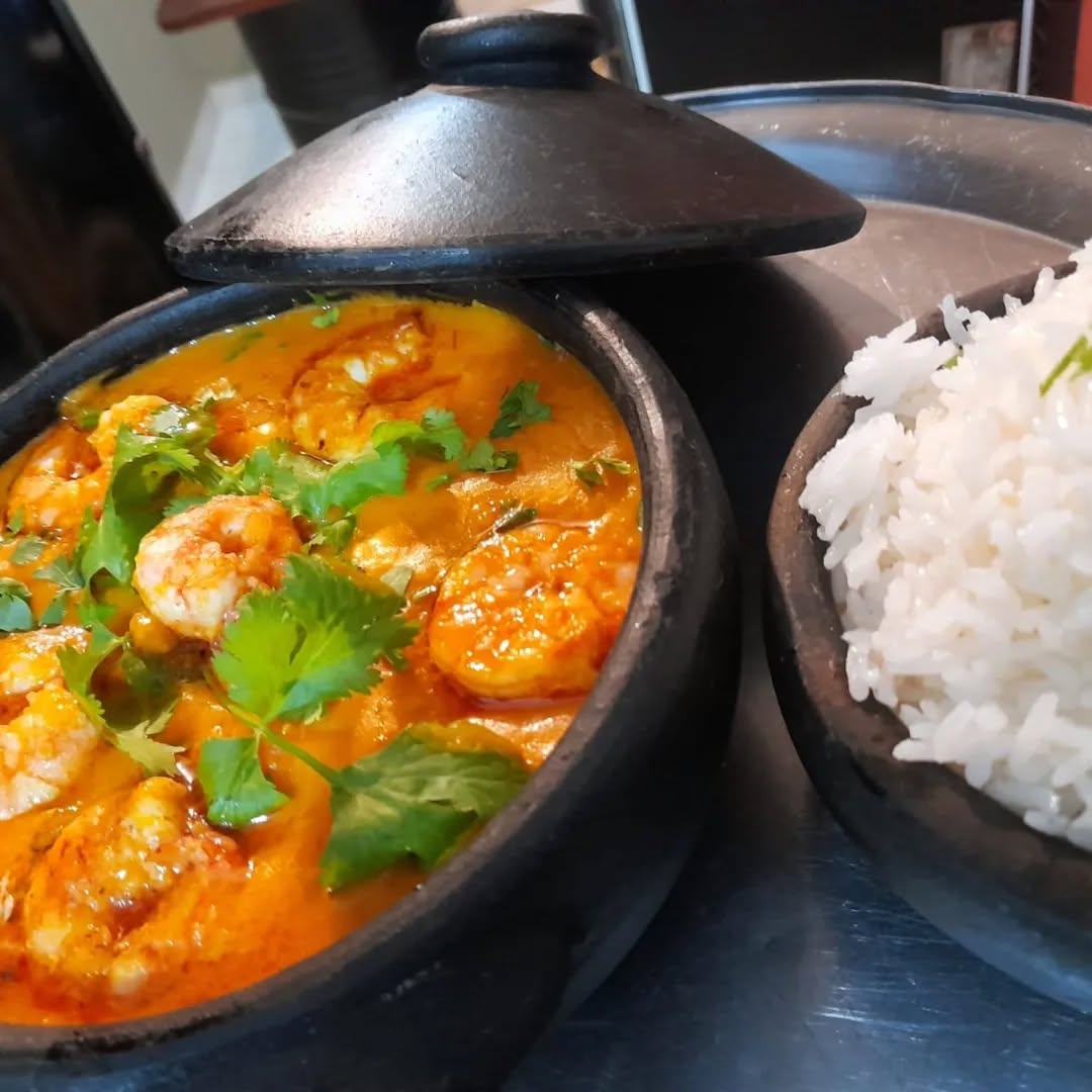 Quitutes com Sabor Sana