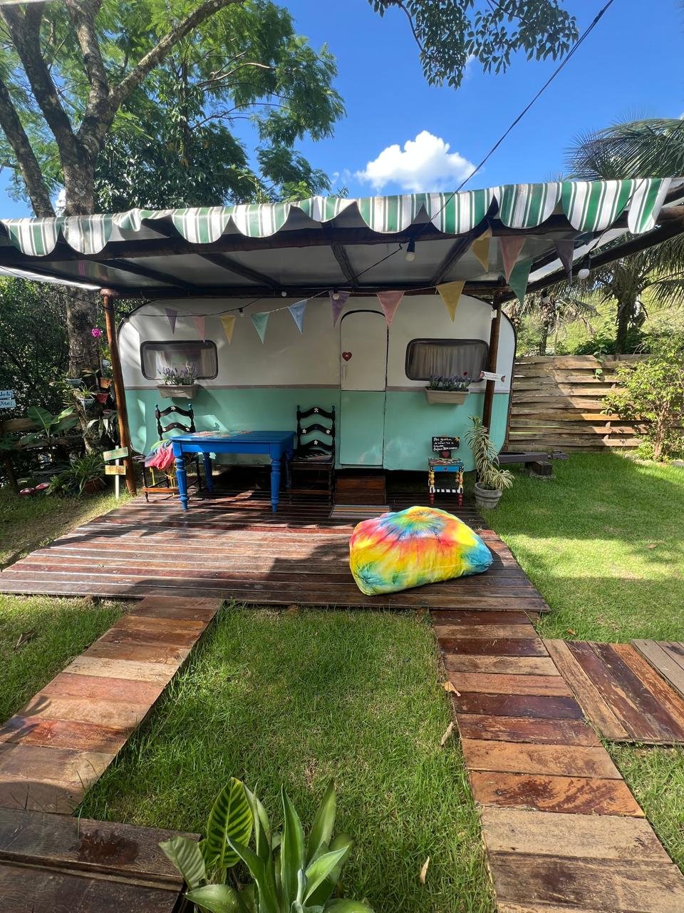 Trailer Paz e Amor - Casinha Floresta Encantada