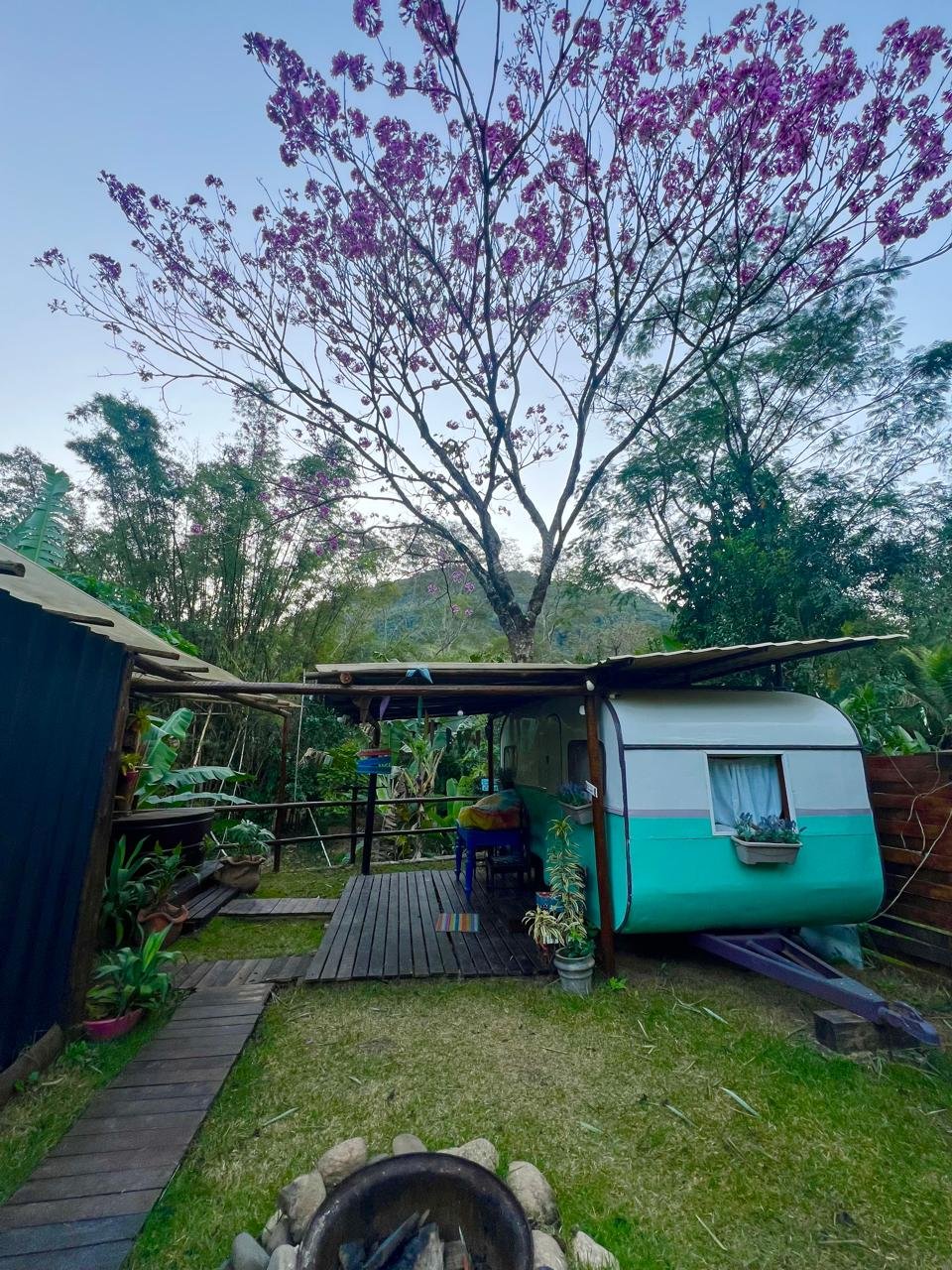 Trailer Paz e Amor - Casinha Floresta Encantada