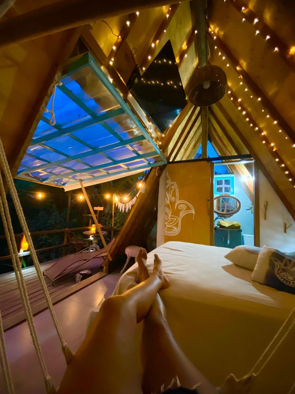 Cabana Mão de Hamsa - Casinha Floresta Encantada